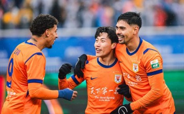 世界杯手机观看app下载-掌声喝彩的泰山背后，落寞中超学霸：又该何去何从？